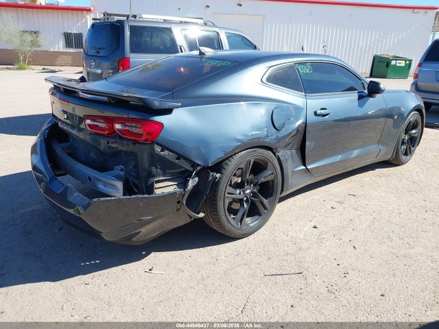 Chevrolet Camaro 2lt 2019 1G1FD1RS9K0143744 Image 4