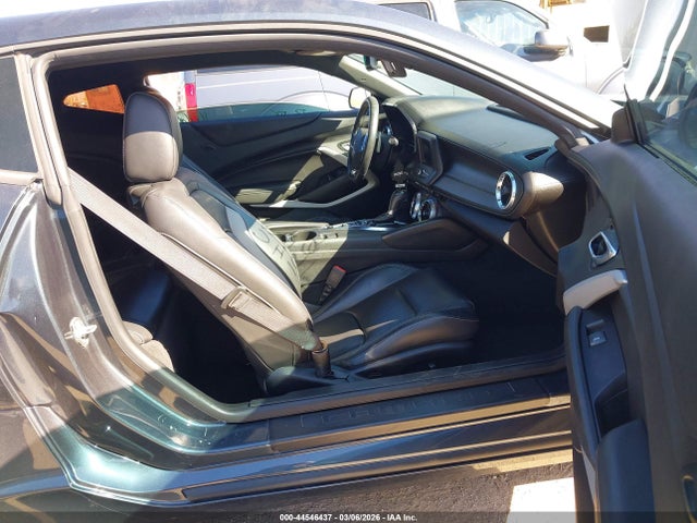 Chevrolet Camaro 2lt 2019 1G1FD1RS9K0143744 Image 5