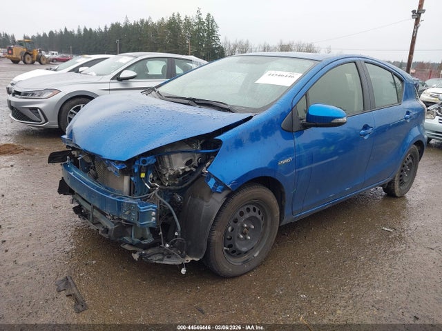 JTDKDTB39G1135133 Toyota Prius C Two