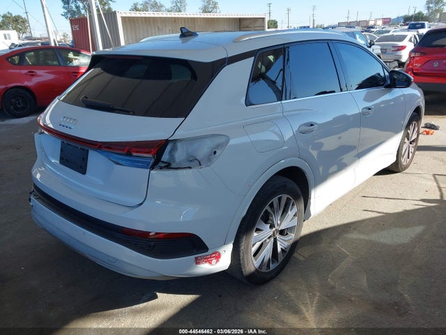 44546462 :رقم المزاد ، WA1BCBFZ1PP077621 vin ، 2023 Audi Q4 E-tron Premium Plus 40 Rwd مزاد بيع