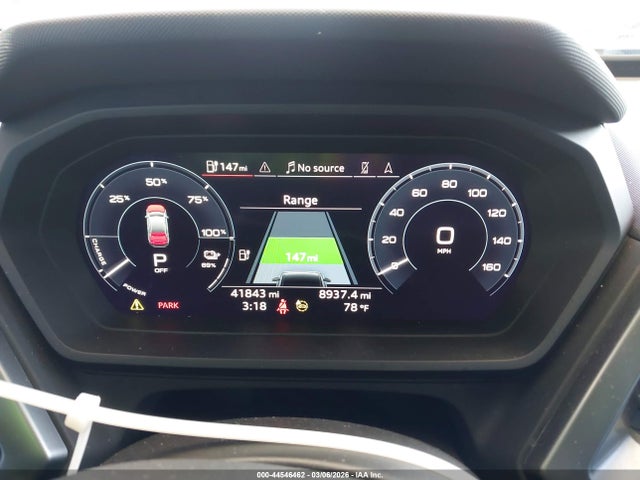 44546462 :رقم المزاد ، WA1BCBFZ1PP077621 vin ، 2023 Audi Q4 E-tron Premium Plus 40 Rwd مزاد بيع