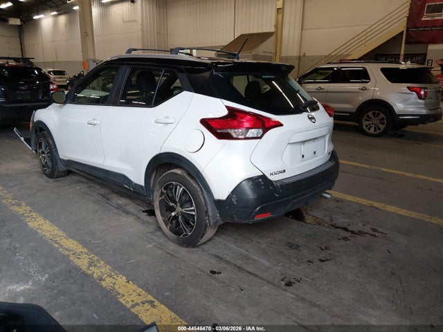 3N1CP5CU6JL520828 Nissan KICKS SV