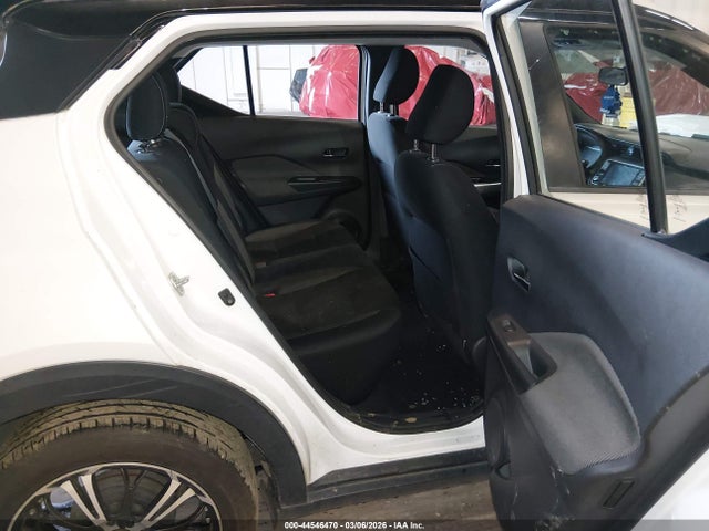 3N1CP5CU6JL520828 Nissan KICKS SV