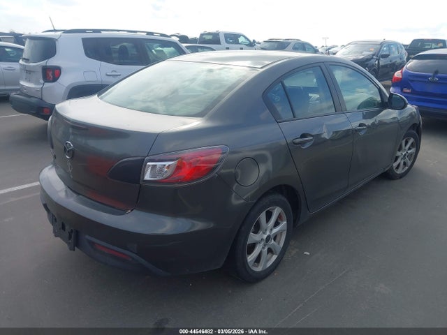 2011 MAZDA MAZDA3 JM1BL1VF5B1407375 Photo 3