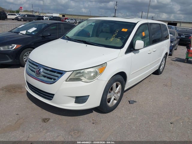 44546521 :رقم المزاد ، 2V4RW5DX7AR295265 vin ، 2010 Volkswagen Routan Sel مزاد بيع