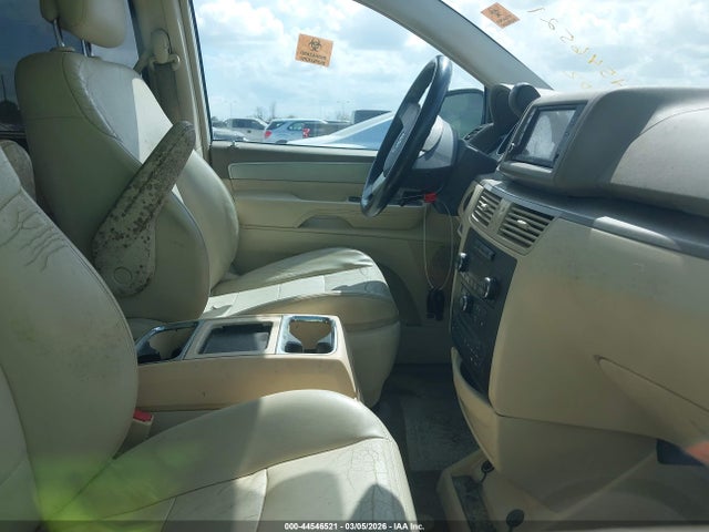 44546521 :رقم المزاد ، 2V4RW5DX7AR295265 vin ، 2010 Volkswagen Routan Sel مزاد بيع