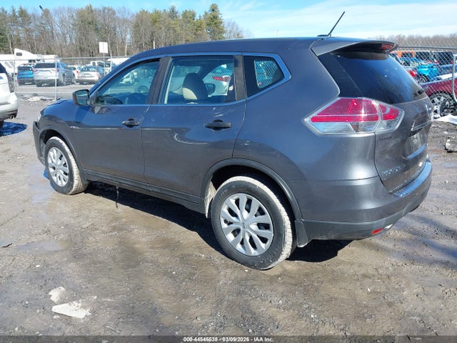 2016 Nissan Rogue S მანქანა იყიდება აუქციონზე, vin: 5N1AT2MV9GC923742, აუქციონის ნომერი: 44546538