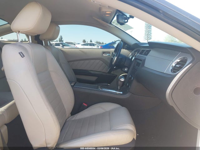 2011 FORD MUSTANG 1ZVBP8CF5B5156525 Photo 4
