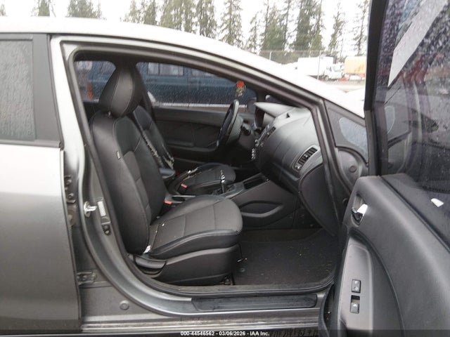 KNAFZ5A30G5517380 KIA FORTE SX