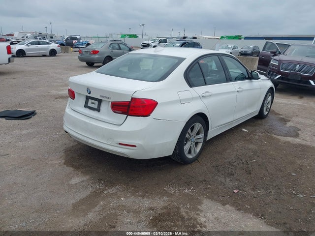 44546569 :رقم المزاد ، WBA8E9G51GNT43873 vin ، 2016 Bmw 328i مزاد بيع