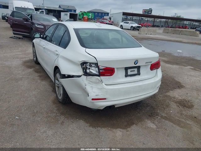 44546569 :رقم المزاد ، WBA8E9G51GNT43873 vin ، 2016 Bmw 328i مزاد بيع