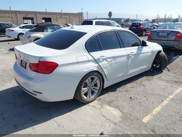 2018 Bmw 330i მანქანა იყიდება აუქციონზე, vin: WBA8B9G57JNU58056, აუქციონის ნომერი: 44546621