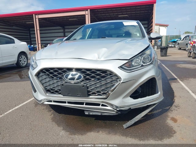 5NPE34AFXJH641068 Hyundai Sonata Sport