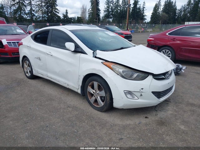 2013 HYUNDAI ELANTRA 5NPDH4AE0DH436075