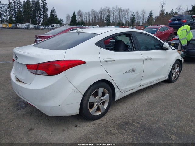 2013 HYUNDAI ELANTRA 5NPDH4AE0DH436075 Photo 3