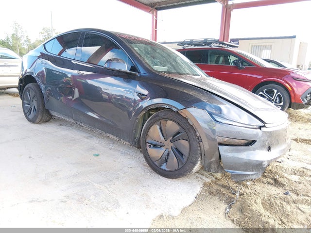2026 TESLA MODEL Y 7SAYGDEDXTA589338