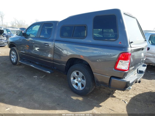 2020 RAM 1500 1C6SRFBT4LN196743 Photo 2