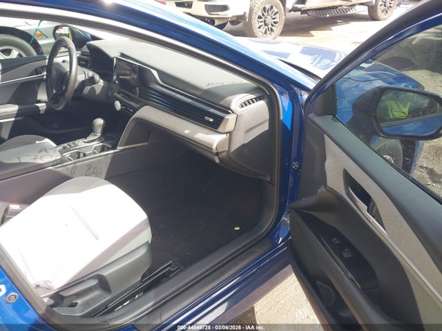 Продаж на аукціоні авто 2025 Toyota Camry Le, vin: 4T1DAACK4SU170628, номер лоту: 44546728