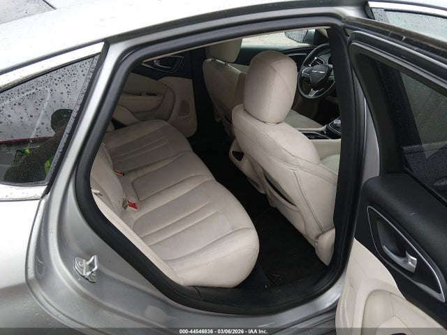 Продажа на аукционе авто 2016 Chrysler 200 Limited, vin: 1C3CCCAB3GN183692, номер лота: 44546836