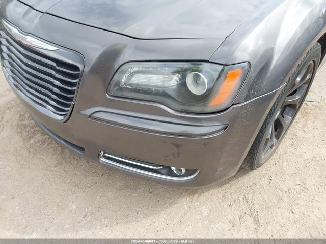 2014 Chrysler 300 300s მანქანა იყიდება აუქციონზე, vin: 2C3CCABG3EH355594, აუქციონის ნომერი: 44546841