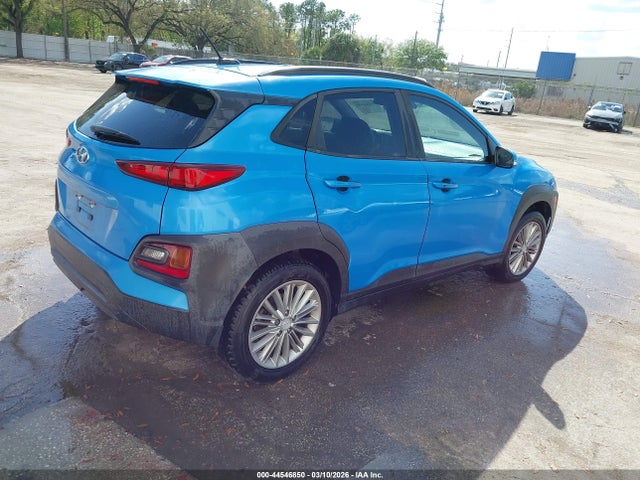 2018 HYUNDAI KONA KM8K62AA9JU157624 Photo 3