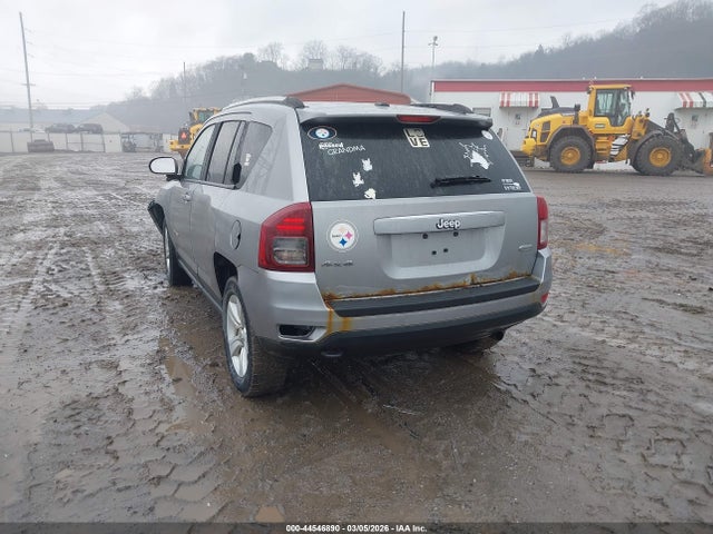 44546890 :رقم المزاد ، 1C4NJDEB9FD135788 vin ، 2015 Jeep Compass Latitude مزاد بيع