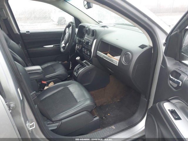 44546890 :رقم المزاد ، 1C4NJDEB9FD135788 vin ، 2015 Jeep Compass Latitude مزاد بيع