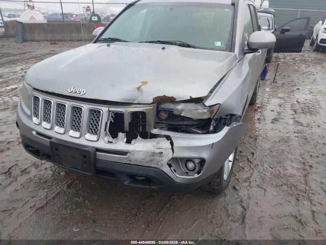 44546890 :رقم المزاد ، 1C4NJDEB9FD135788 vin ، 2015 Jeep Compass Latitude مزاد بيع