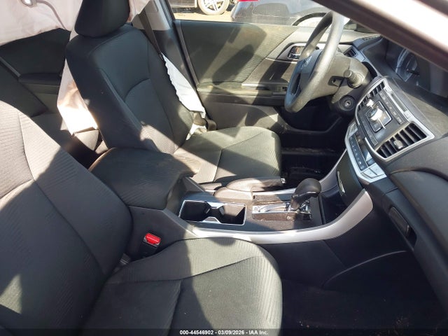 Honda ACCORD LX 2014 1HGCR2F35EA134585 Image 5
