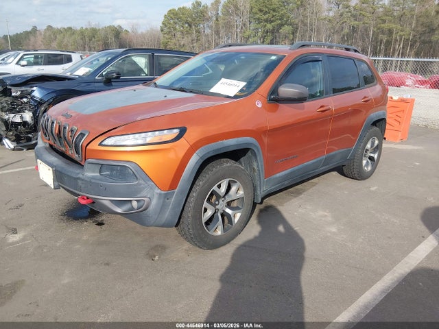 2015 Jeep Cherokee Trailhawk მანქანა იყიდება აუქციონზე, vin: 1C4PJMBS5FW592115, აუქციონის ნომერი: 44546914