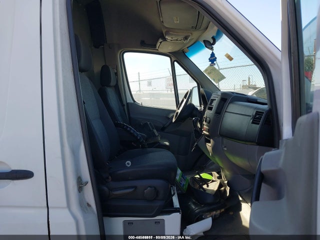 Продажа на аукционе авто 2010 Mercedes-benz Sprinter Van 2500 High Roof, vin: WD3PE8CC8A5463412, номер лота: 44546917