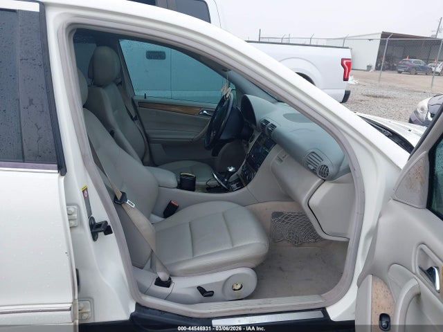 44546931 :رقم المزاد ، WDBRF52H17F893839 vin ، 2007 Mercedes-benz C 230 Sport مزاد بيع