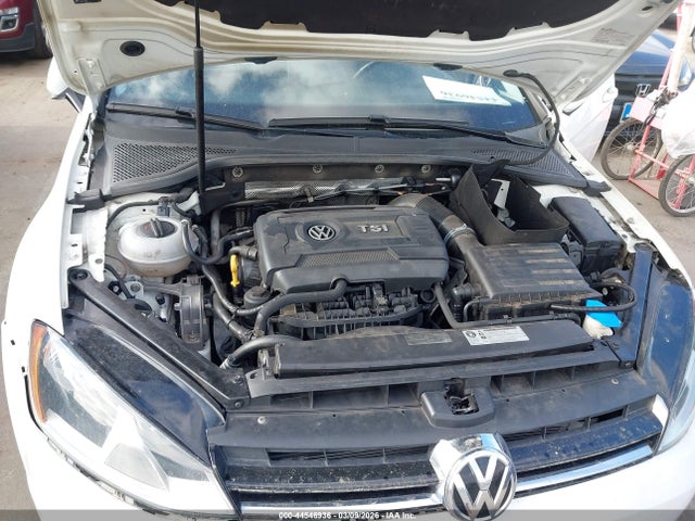 44546936 :رقم المزاد ، 3VWC17AU4FM509886 vin ، 2015 Volkswagen Golf Sportwagen Tsi Se 4-door مزاد بيع
