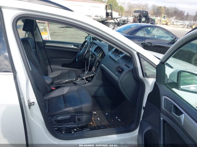 44546936 :رقم المزاد ، 3VWC17AU4FM509886 vin ، 2015 Volkswagen Golf Sportwagen Tsi Se 4-door مزاد بيع