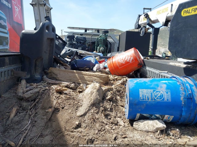 44546942 :رقم المزاد ، 3C7WRNBL7NG137611 vin ، 2022 Ram 5500 Chassis Tradesman/slt مزاد بيع