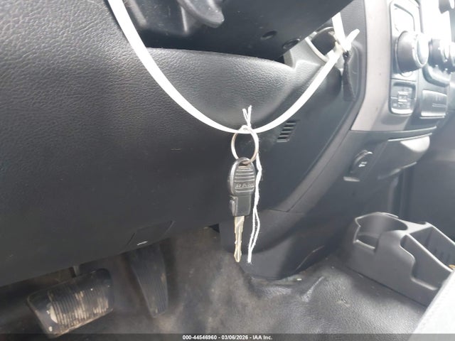 44546960 :رقم المزاد ، 3C6JR7DG9FG652475 vin ، 2015 Ram 1500 Tradesman مزاد بيع