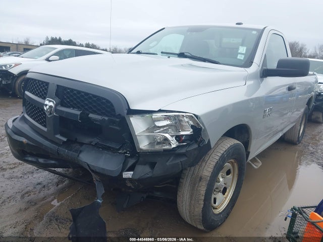 44546960 :رقم المزاد ، 3C6JR7DG9FG652475 vin ، 2015 Ram 1500 Tradesman مزاد بيع