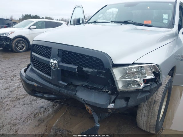 44546960 :رقم المزاد ، 3C6JR7DG9FG652475 vin ، 2015 Ram 1500 Tradesman مزاد بيع
