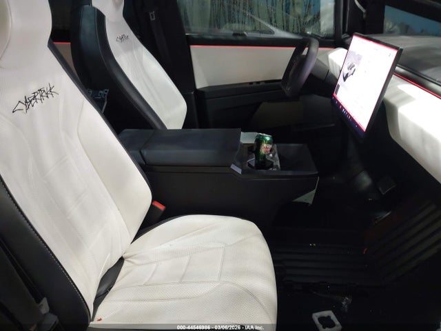 2024 TESLA CYBERTRUCK 7G2CEHED0RA034862 Photo 4