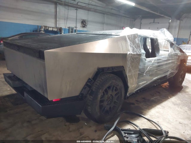 2024 TESLA CYBERTRUCK 7G2CEHED0RA034862 Photo 5