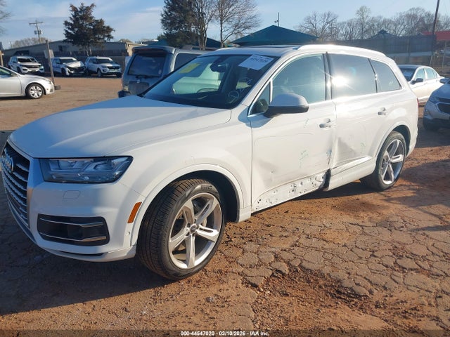2019 AUDI Q7 WA1VAAF71KD016310 Photo 1