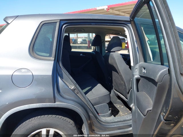 Продаж на аукціоні авто 2013 Volkswagen Tiguan S, vin: WVGBV3AX2DW569230, номер лоту: 44547043