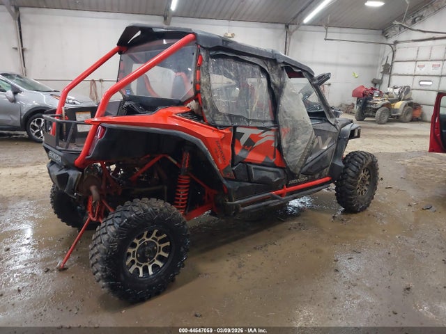 1HFVE06E8L4001118 Honda Sxs1000 S4d