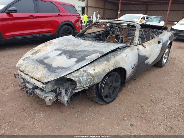 1999 JAGUAR XK8 SAJGX2048XC032746 Photo 1