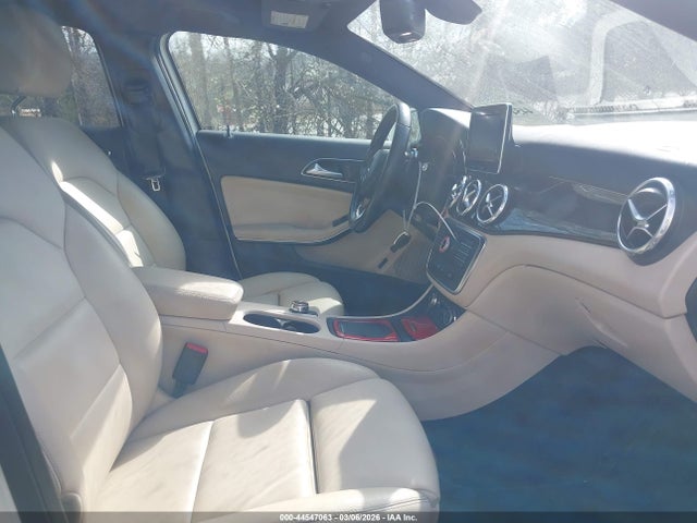 Продажа на аукционе авто 2016 Mercedes-benz Gla 250, vin: WDCTG4EB0GJ207187, номер лота: 44547063