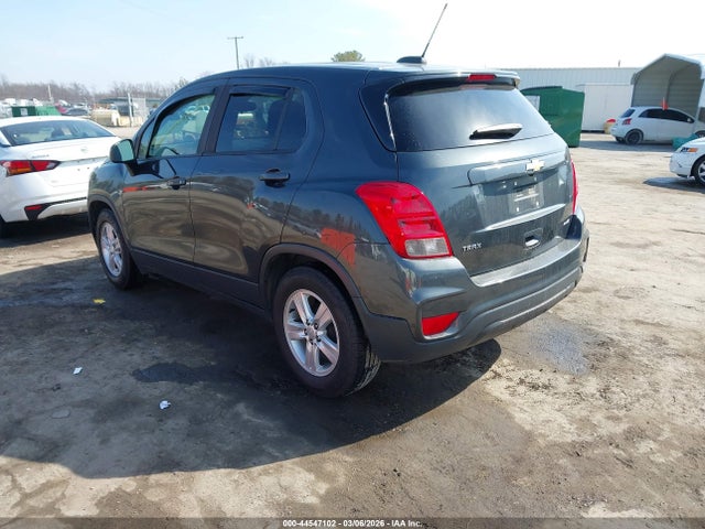 3GNCJKSB8KL386068 Chevrolet TRAX LS