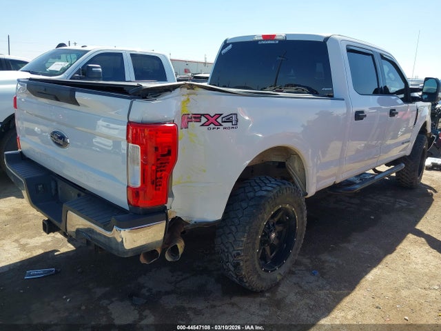 2018 FORD F-250 1FT7W2BT0JEB38271 Photo 3