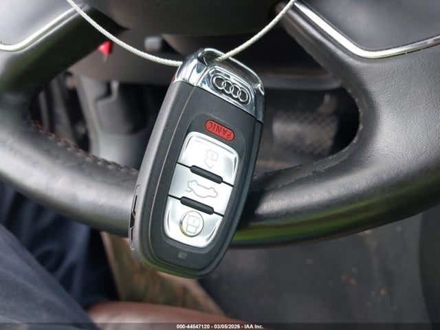 2013 Audi A6 2.0t Premium მანქანა იყიდება აუქციონზე, vin: WAUDFAFC4DN128920, აუქციონის ნომერი: 44547120
