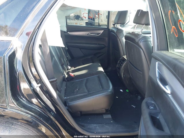 44547162 :رقم المزاد ، 1GYKNDRS6JZ171168 vin ، 2018 Cadillac Xt5 Luxury مزاد بيع