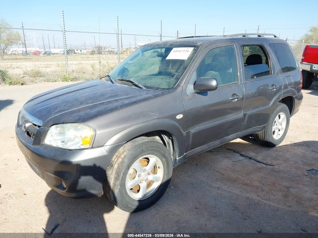 44547226 :رقم المزاد ، 4F2YZ061X5KM39906 vin ، 2005 Mazda Tribute S مزاد بيع